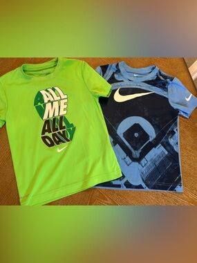 Nike Kids Short-Sleeve Tees in Bright Green and Blue
